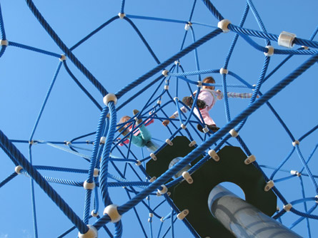 Rope play structure